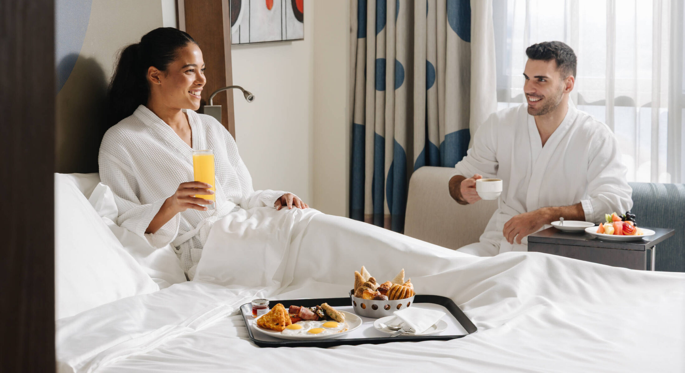 Hotel near Yas Superior Room with breakfast in Novotel Gate Abu Dhabi